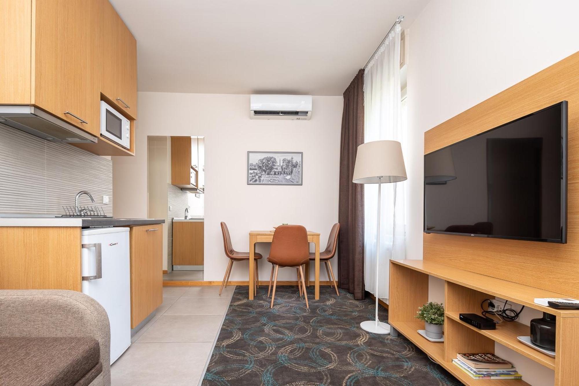 Top Central Apartments Belgrade Exterior photo